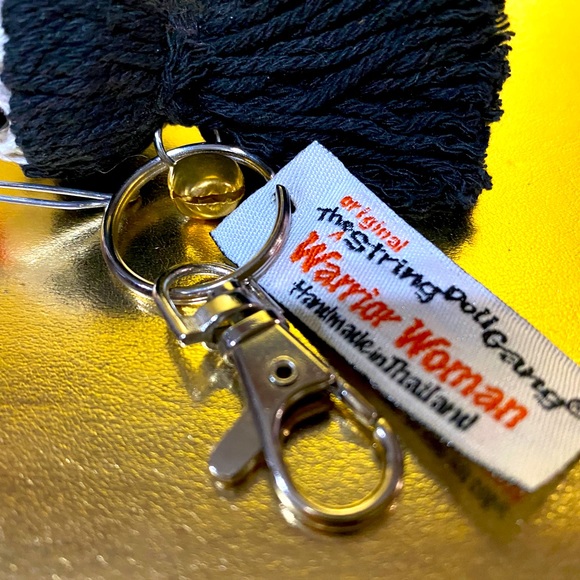 VOODOO STYLE WARRIOR WOMAN THE DIVA DOUBLE SIDED STRING DOLL -SWORD KEYCHAIN NWT - Picture 5 of 6